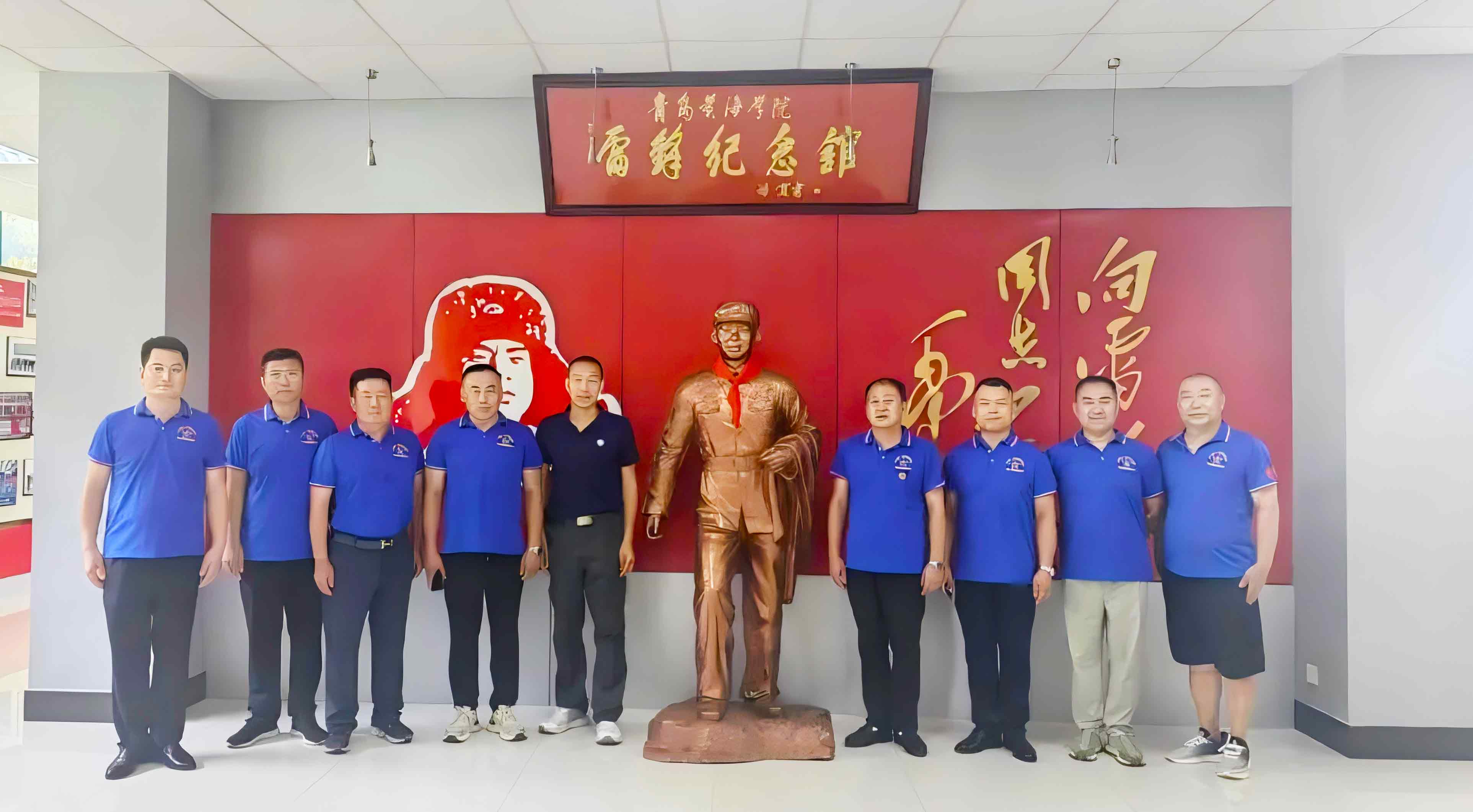 纪念八一，致敬雷锋！雷锋团退伍战友参观永利官网雷锋纪念馆